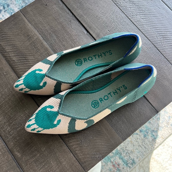 Never Worn Green Rothy’s NWOT - Picture 4 of 9